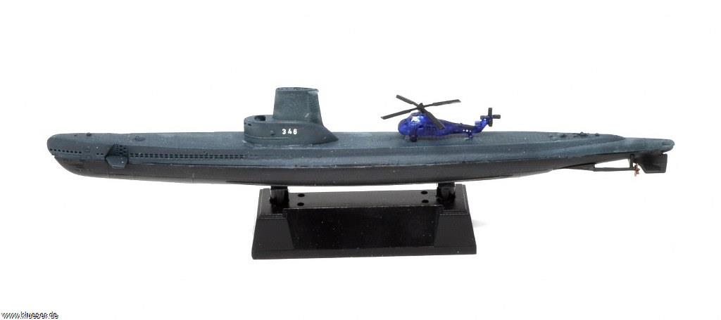 Sikorsky S-58 / Wessex 1/700, USS Corporal SS-346 GUPPY II 1956